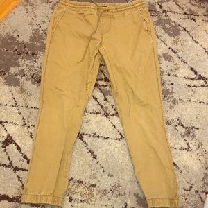 Aeropostale Men’s Khaki Joggers.